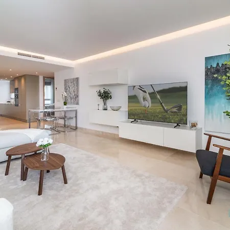 Newly Built Modern Penthouse In Puerto Banus Appartement *